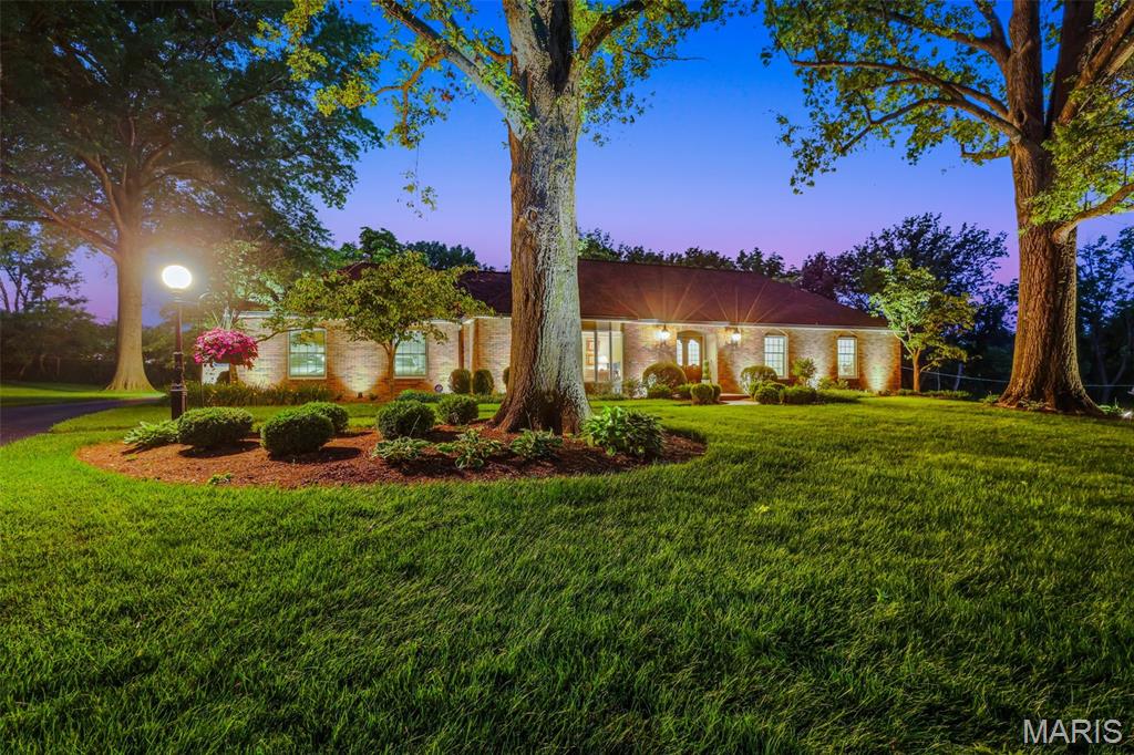 1897 Point Oak Road