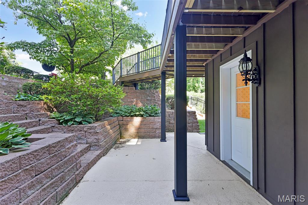 1897 Point Oak Road