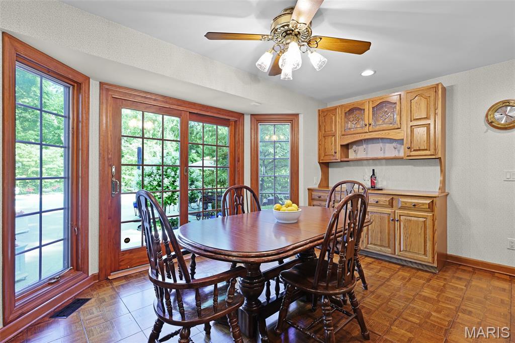 1897 Point Oak Road