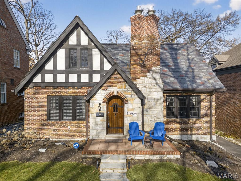 7437 Stratford Avenue