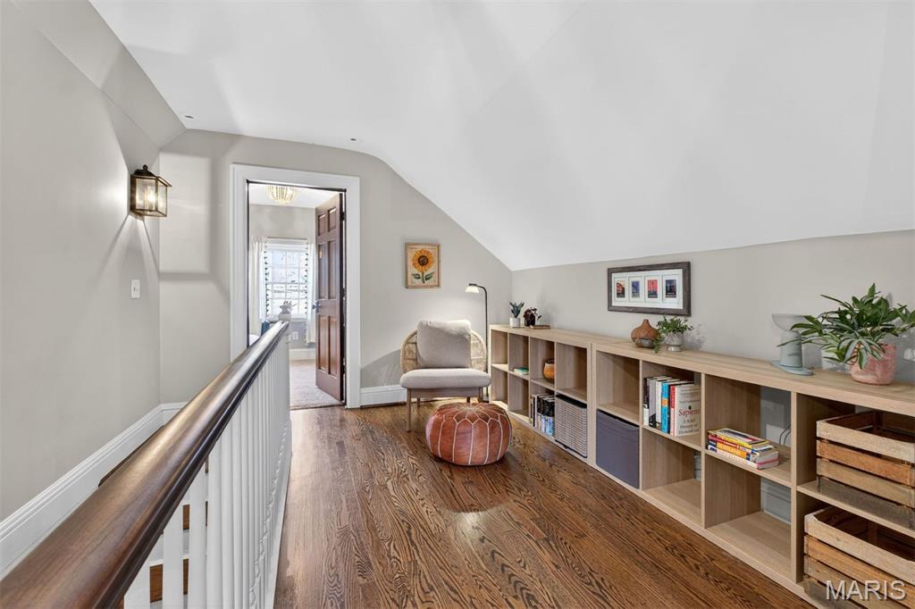 7437 Stratford Avenue