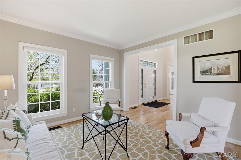 4037 S Lindbergh Boulevard