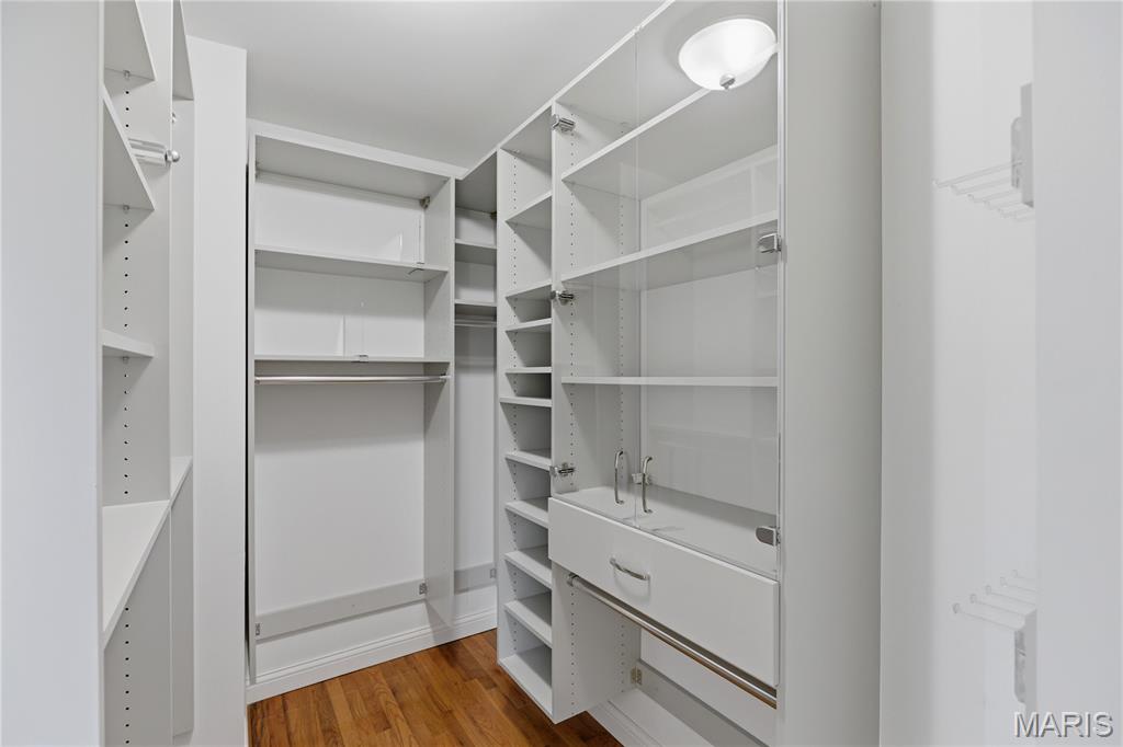 4037 S Lindbergh Boulevard