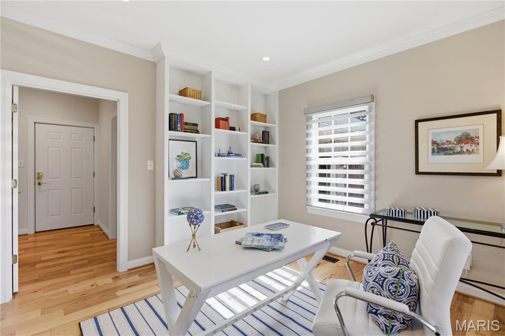 4037 S Lindbergh Boulevard