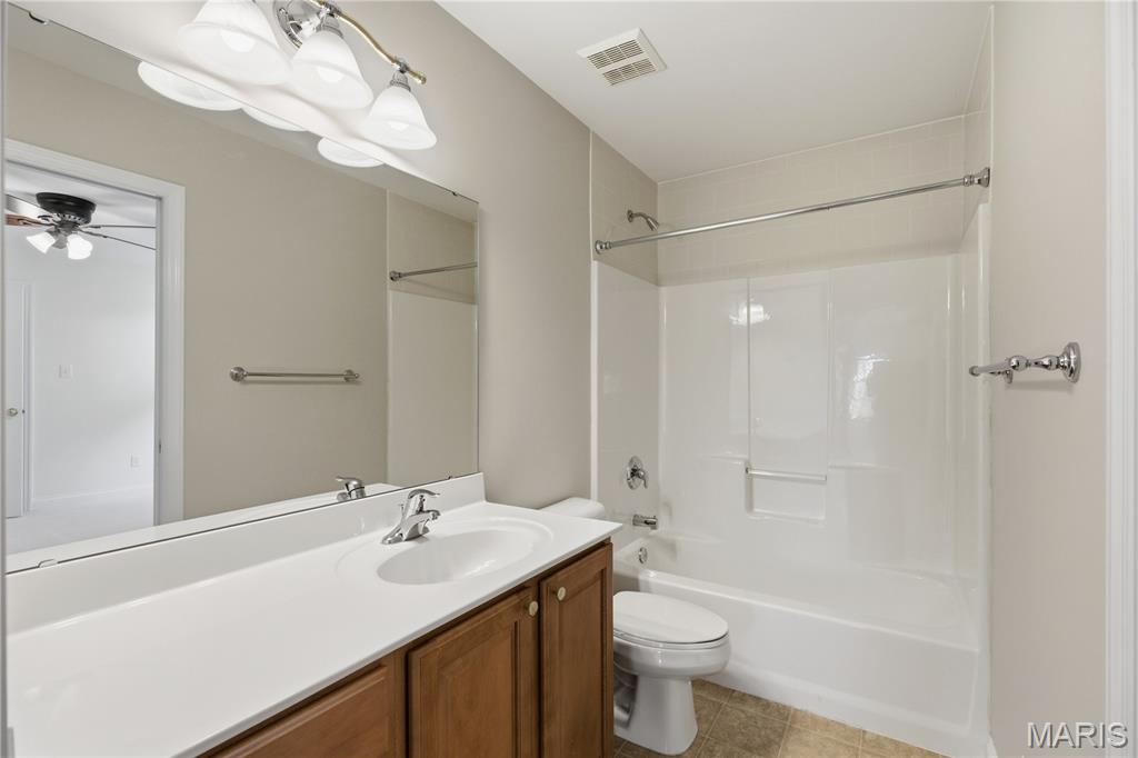 4037 S Lindbergh Boulevard