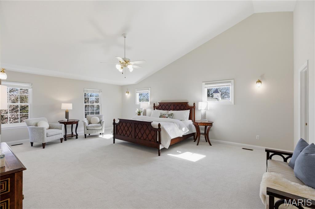 4037 S Lindbergh Boulevard