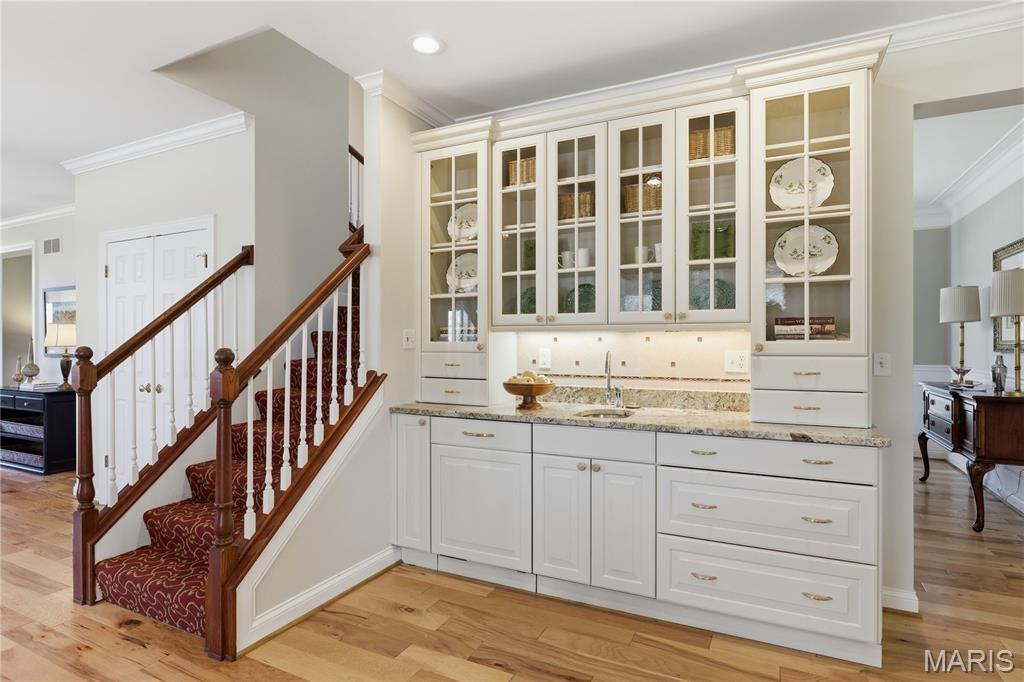 4037 S Lindbergh Boulevard