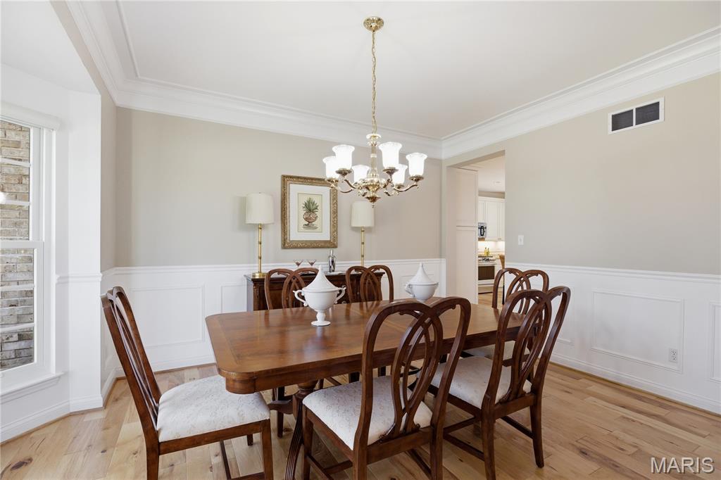 4037 S Lindbergh Boulevard