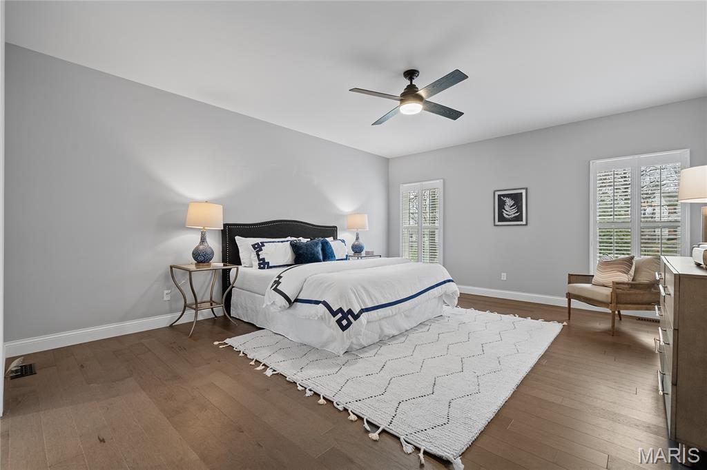 920 Thorn Crown Court