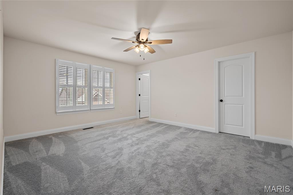 920 Thorn Crown Court