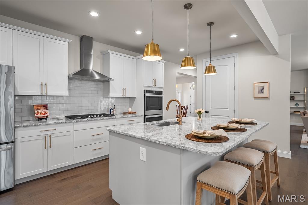 920 Thorn Crown Court