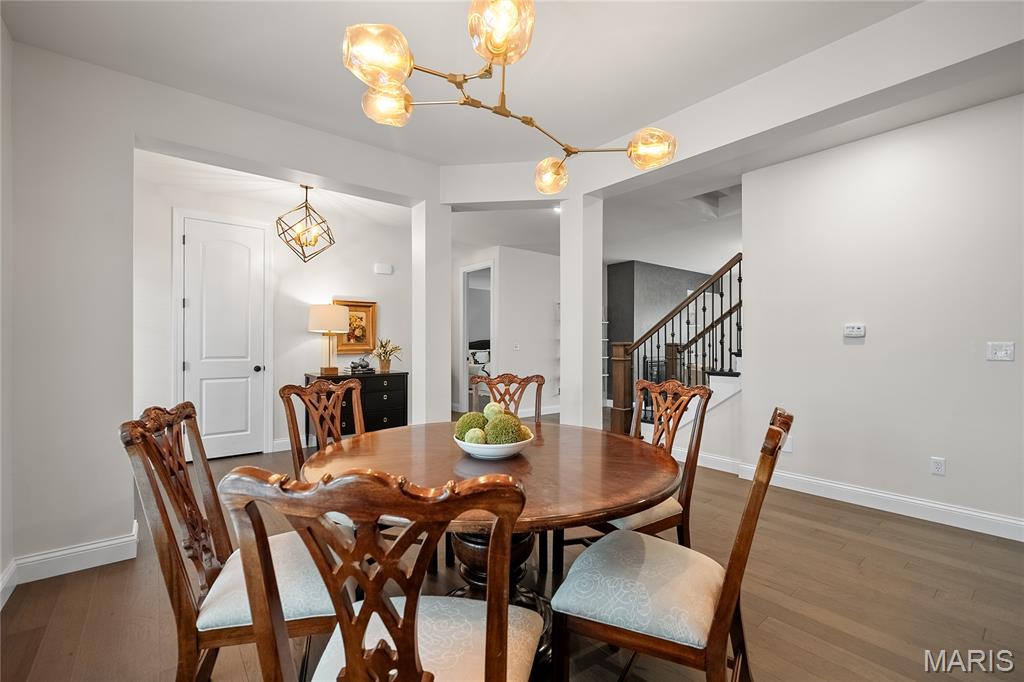 920 Thorn Crown Court