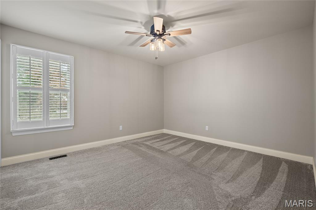 920 Thorn Crown Court