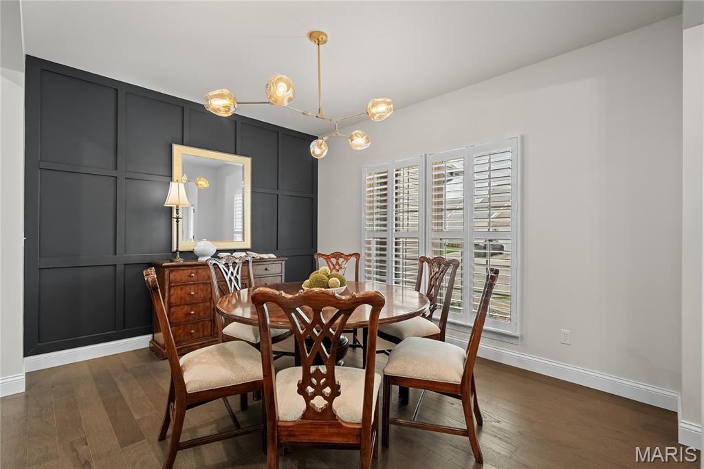 920 Thorn Crown Court