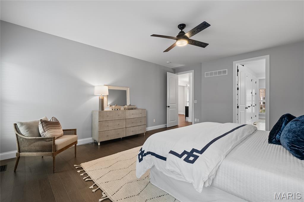 920 Thorn Crown Court