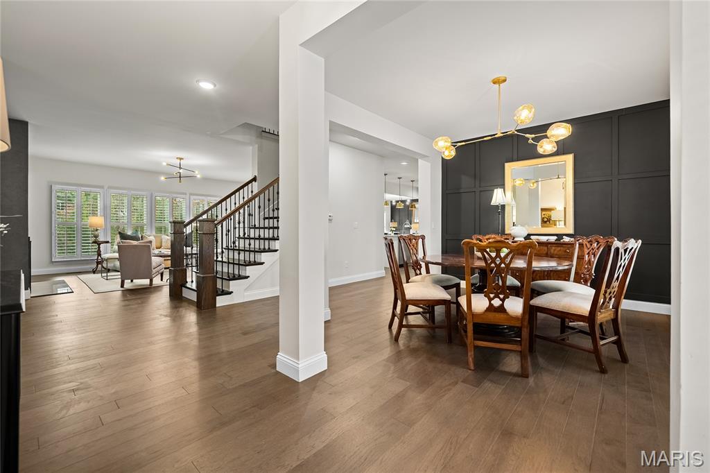 920 Thorn Crown Court