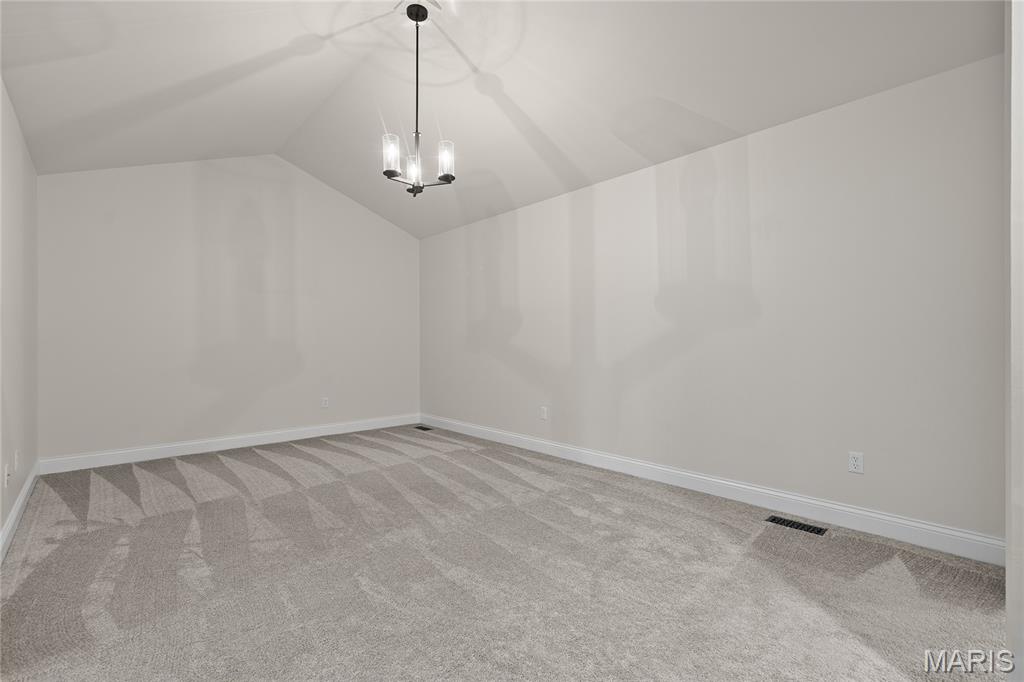 920 Thorn Crown Court