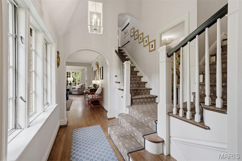 36 Algonquin Wood Place