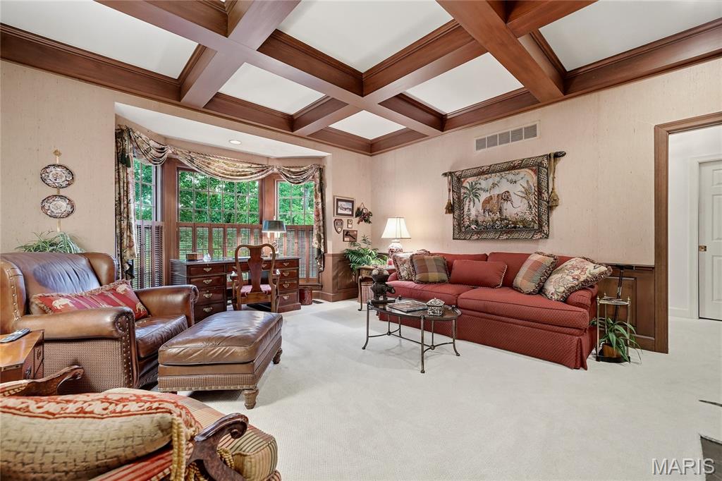 9767 Fall Ridge Trail
