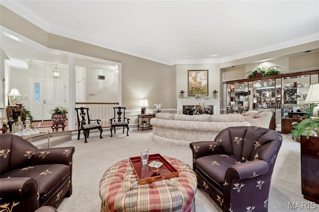 9767 Fall Ridge Trail