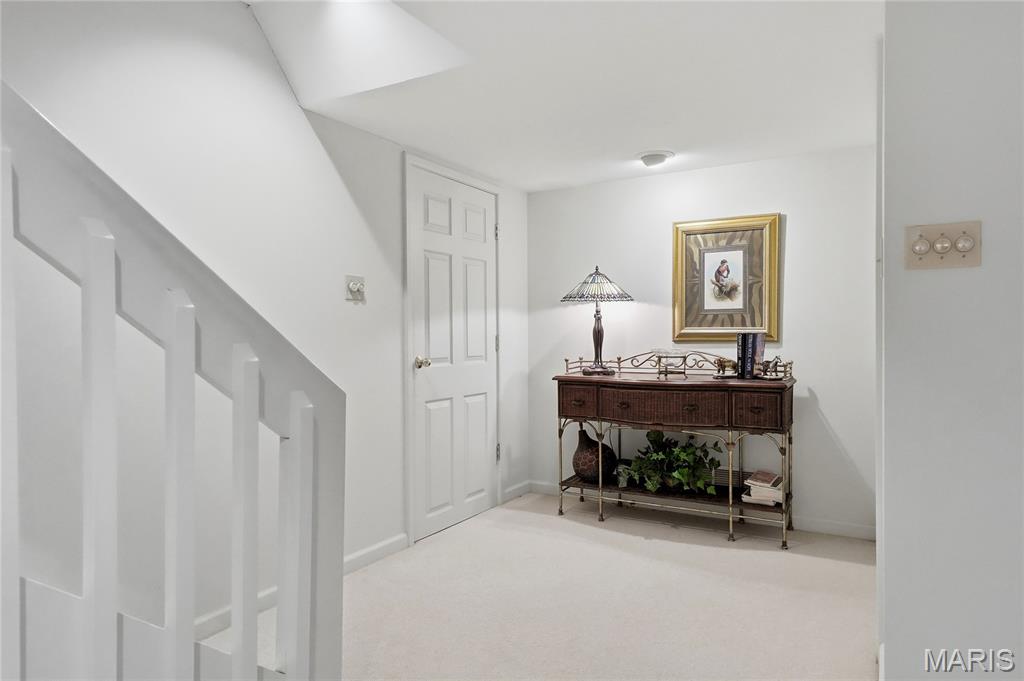9767 Fall Ridge Trail