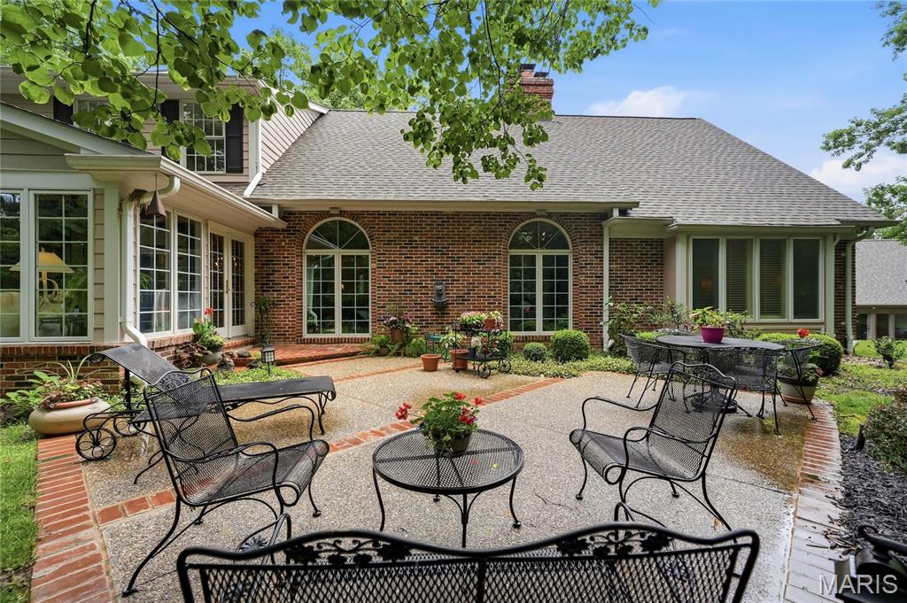 9767 Fall Ridge Trail