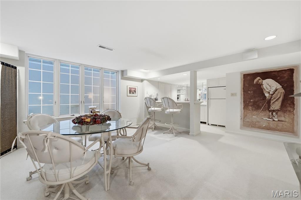9767 Fall Ridge Trail