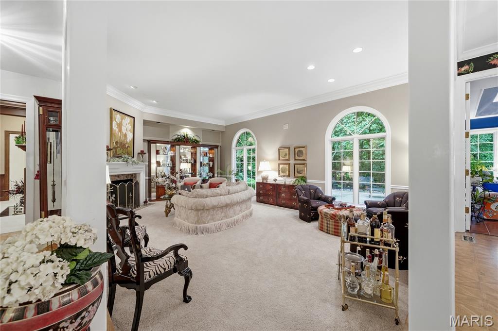 9767 Fall Ridge Trail
