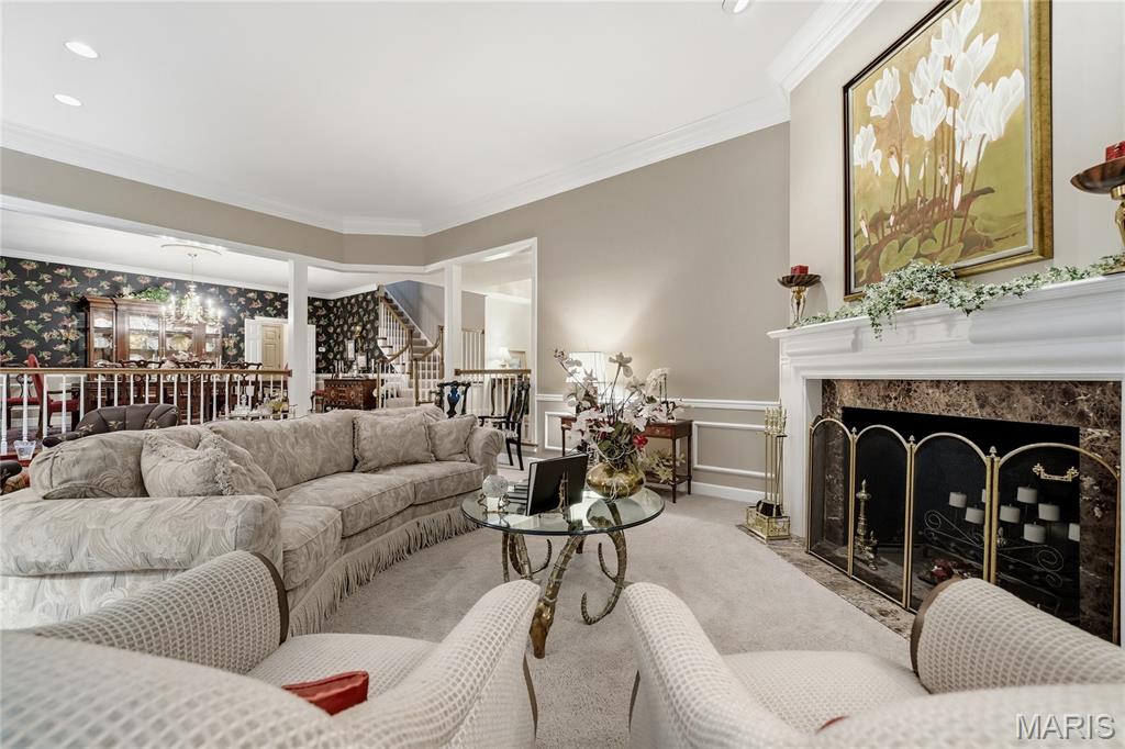 9767 Fall Ridge Trail
