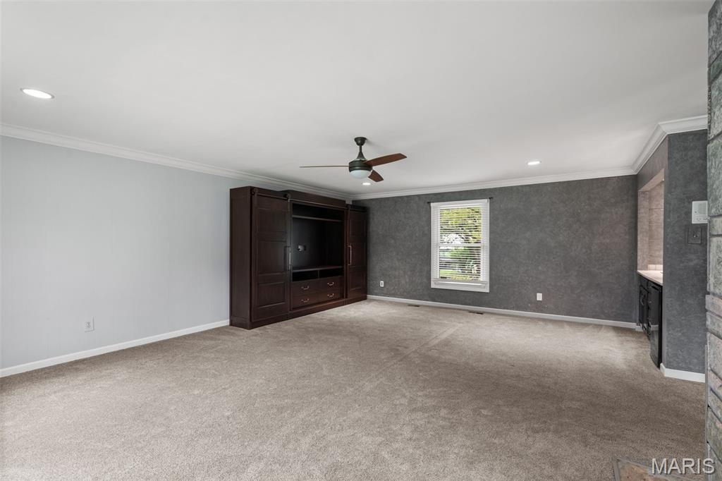 1216 Paloma Drive