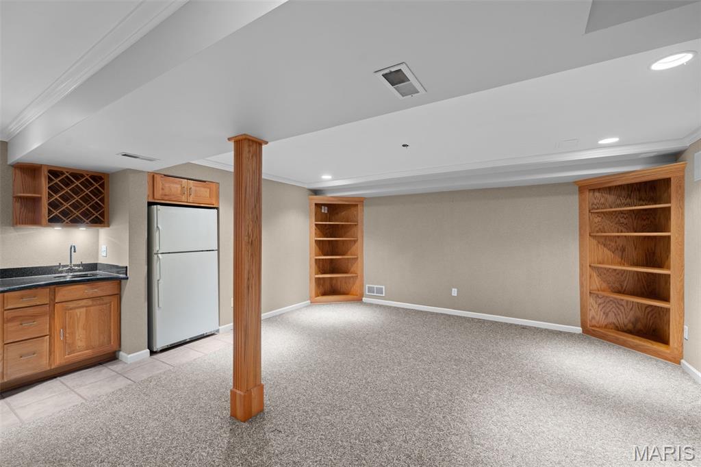 1216 Paloma Drive