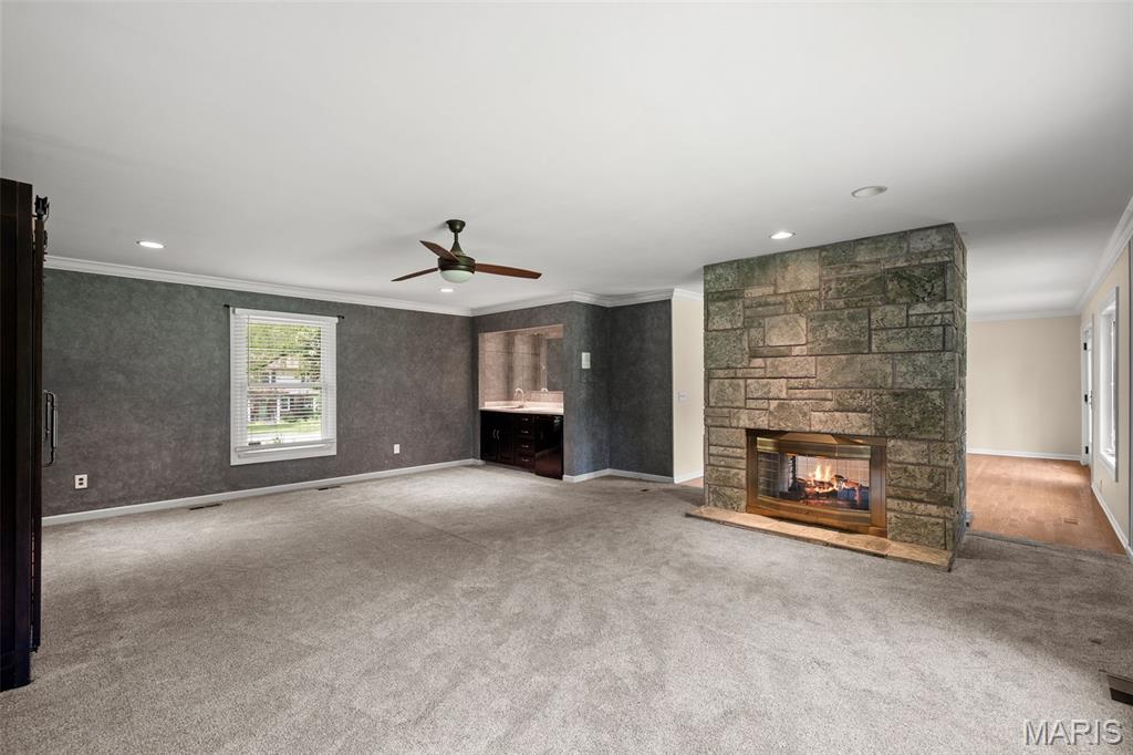 1216 Paloma Drive