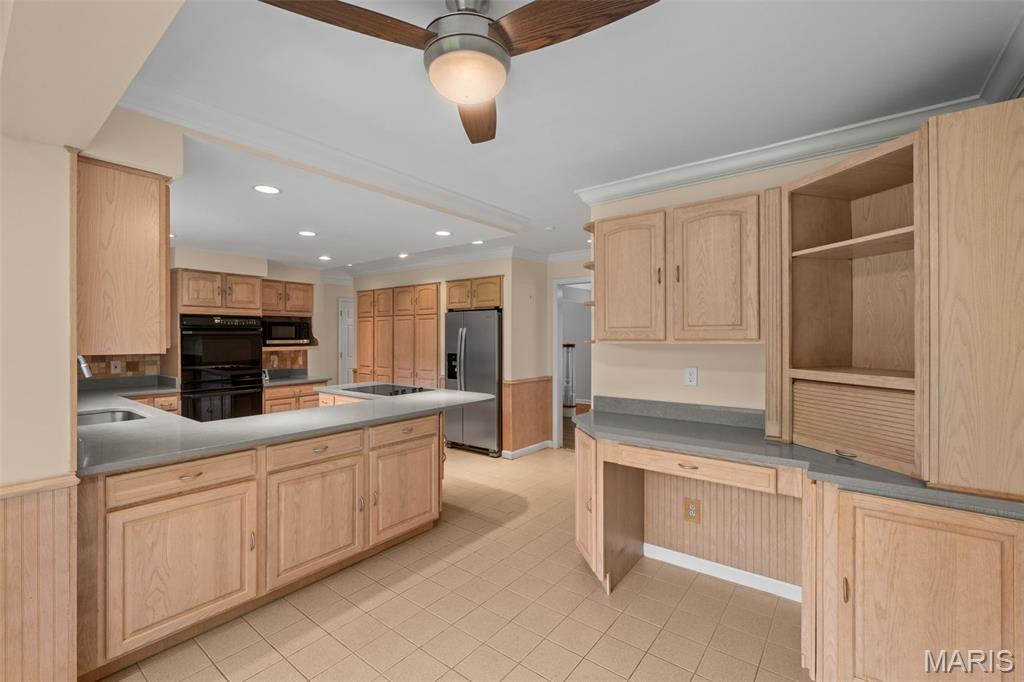 1216 Paloma Drive