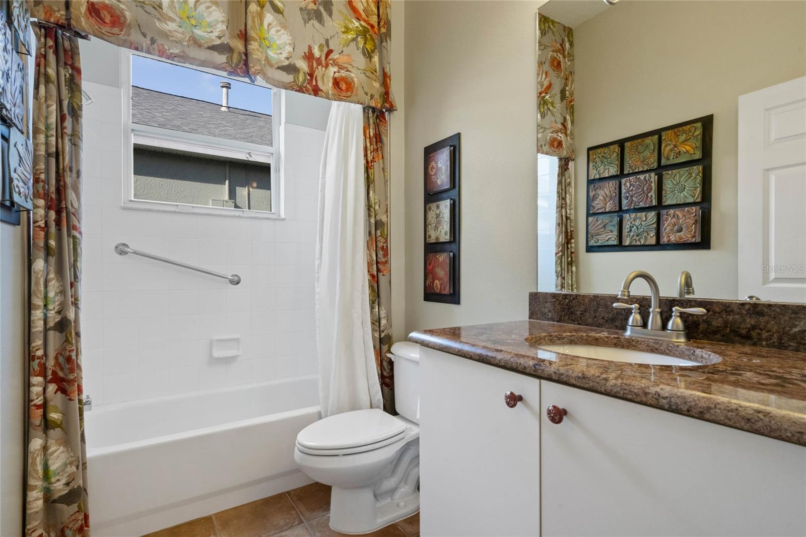 1067 MESA VERDE COURT