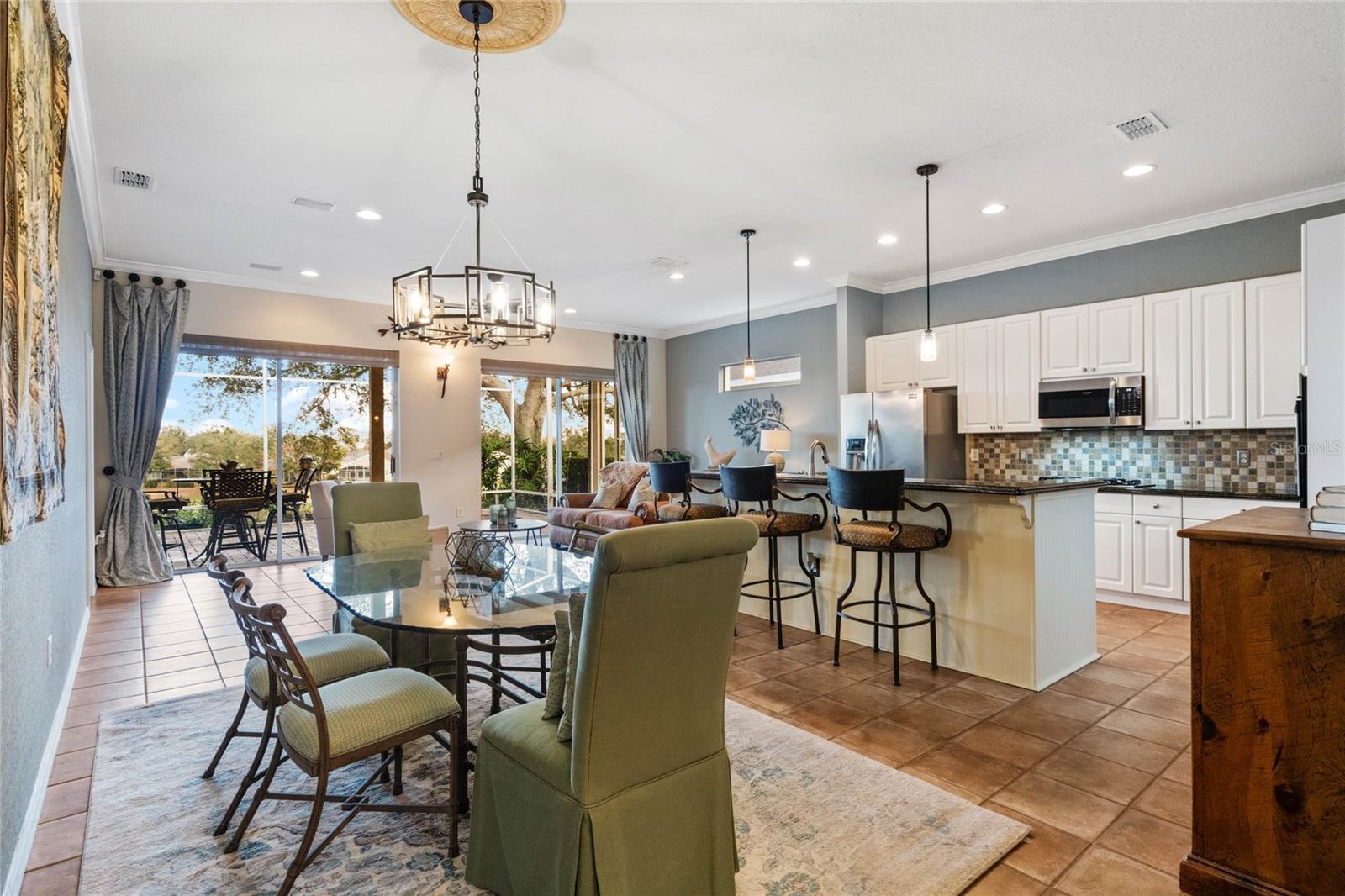 1067 MESA VERDE COURT