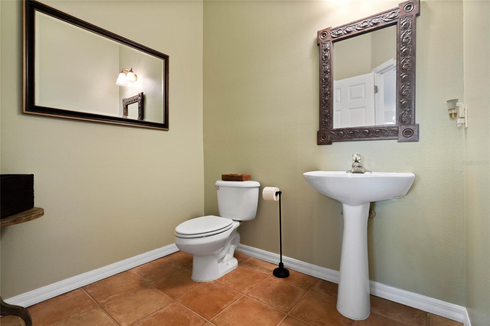 1067 MESA VERDE COURT