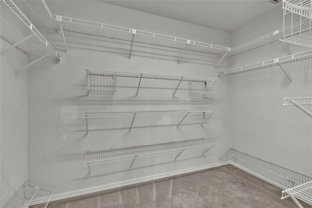 589 S LONGVIEW PLACE