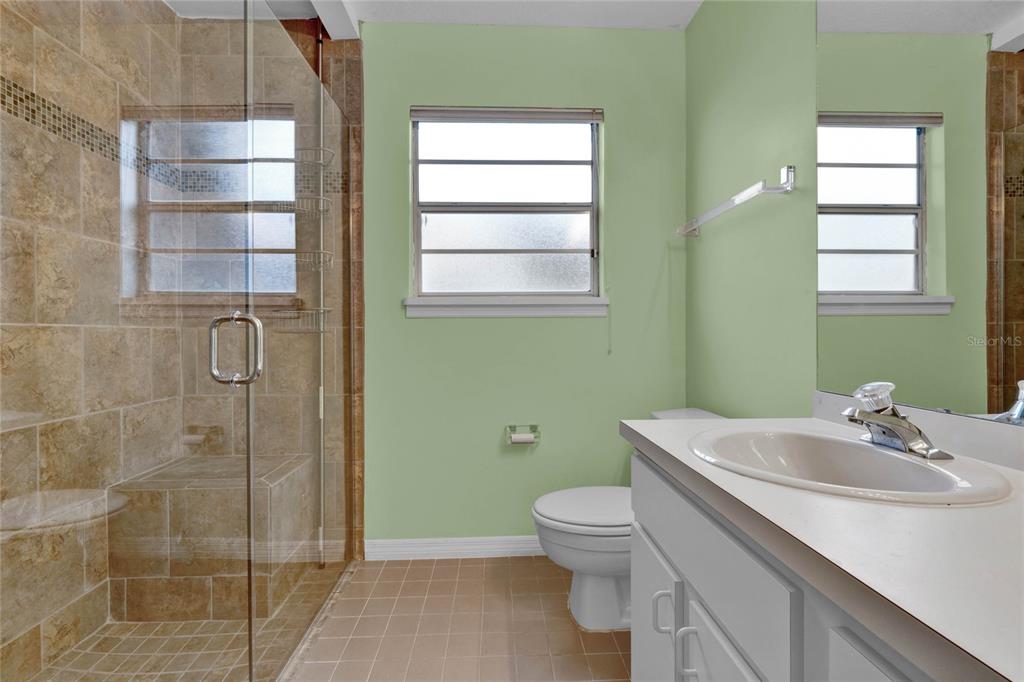 589 S LONGVIEW PLACE