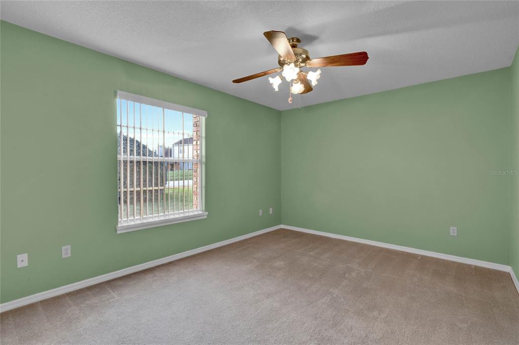 589 S LONGVIEW PLACE