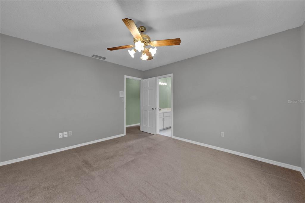 589 S LONGVIEW PLACE