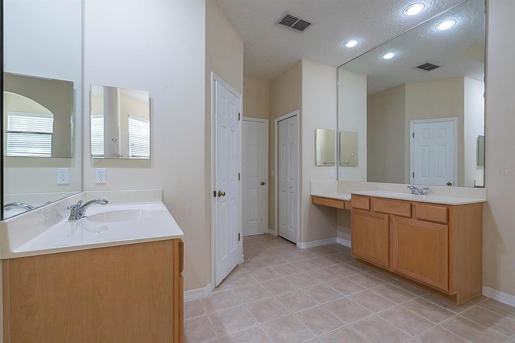 801 PARKSIDE POINTE BOULEVARD