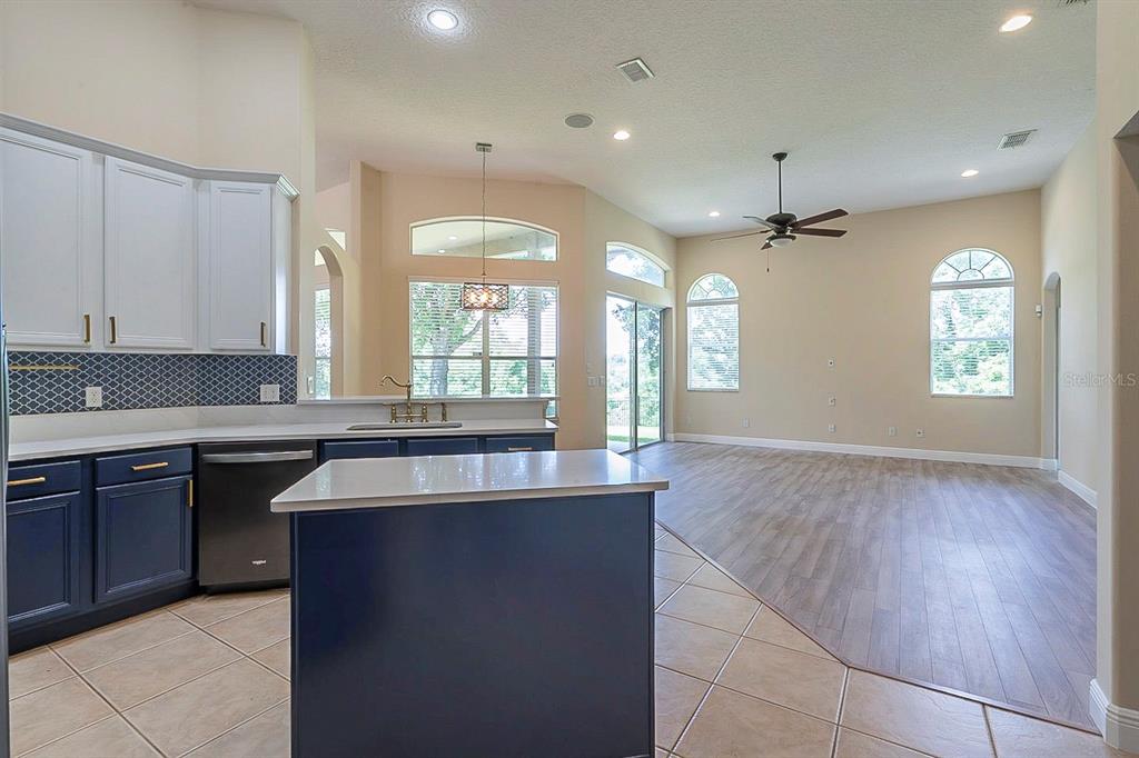 801 PARKSIDE POINTE BOULEVARD