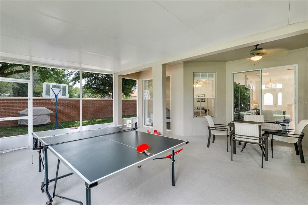 451 BRENTWOOD CLUB COVE