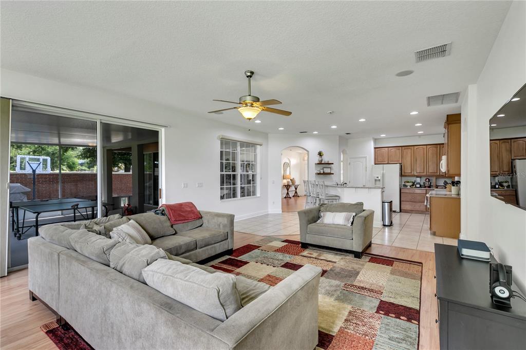 451 BRENTWOOD CLUB COVE