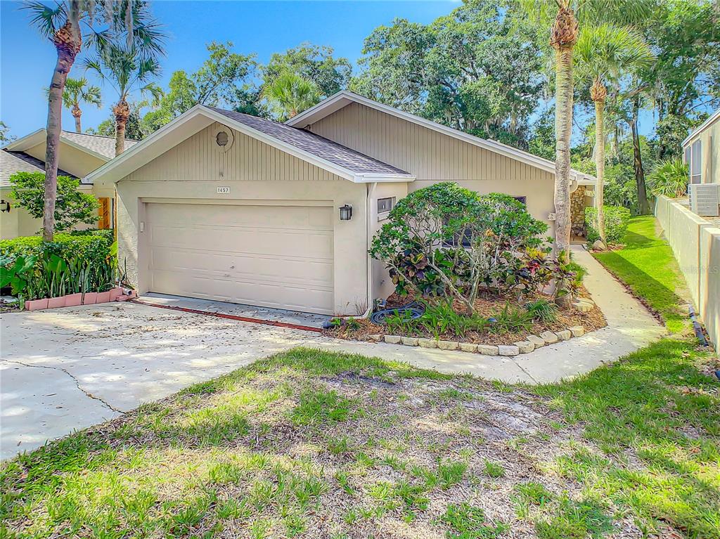 1457 OAK PLACE