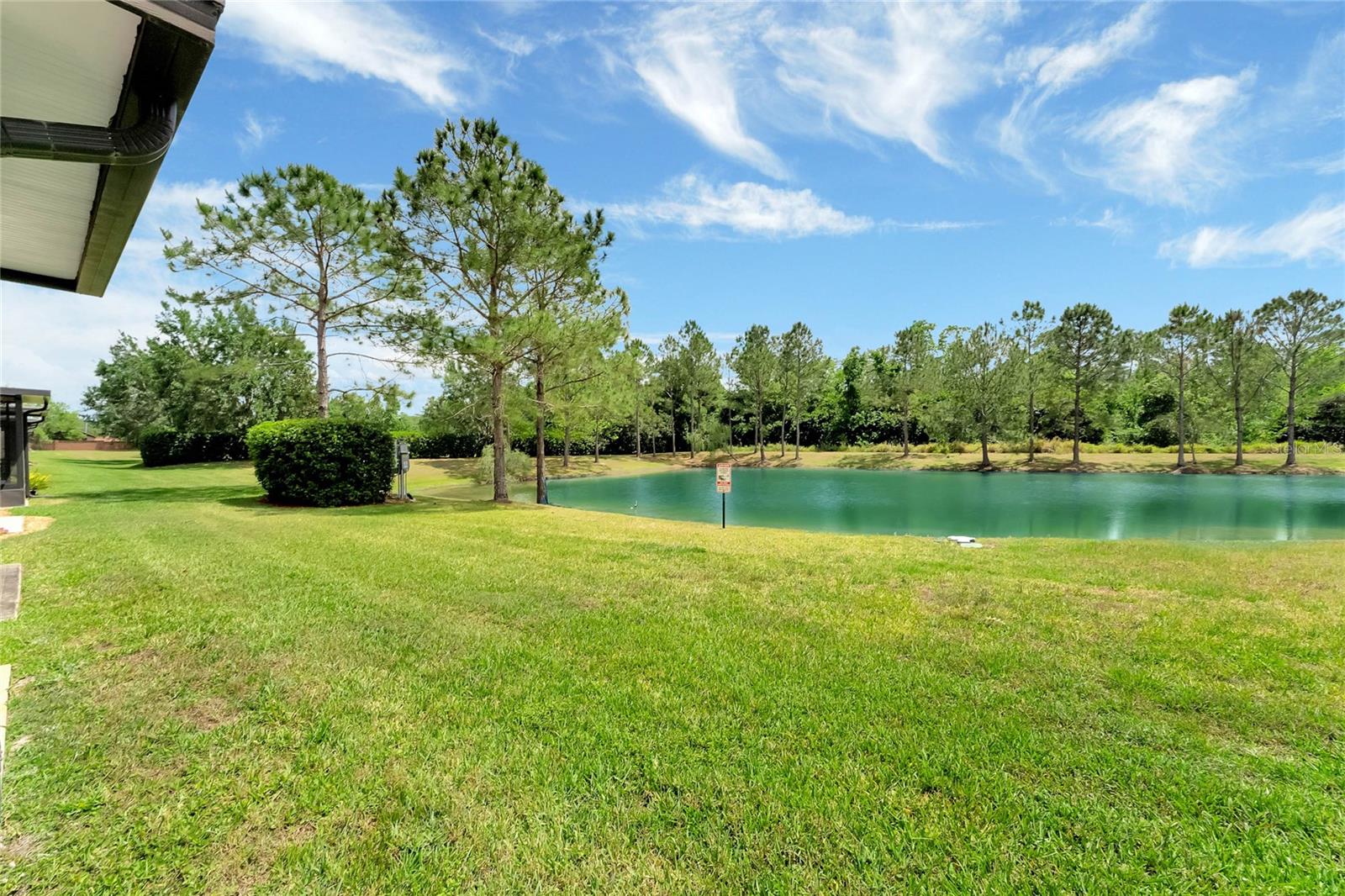 1613 SMOKEY OAK WAY