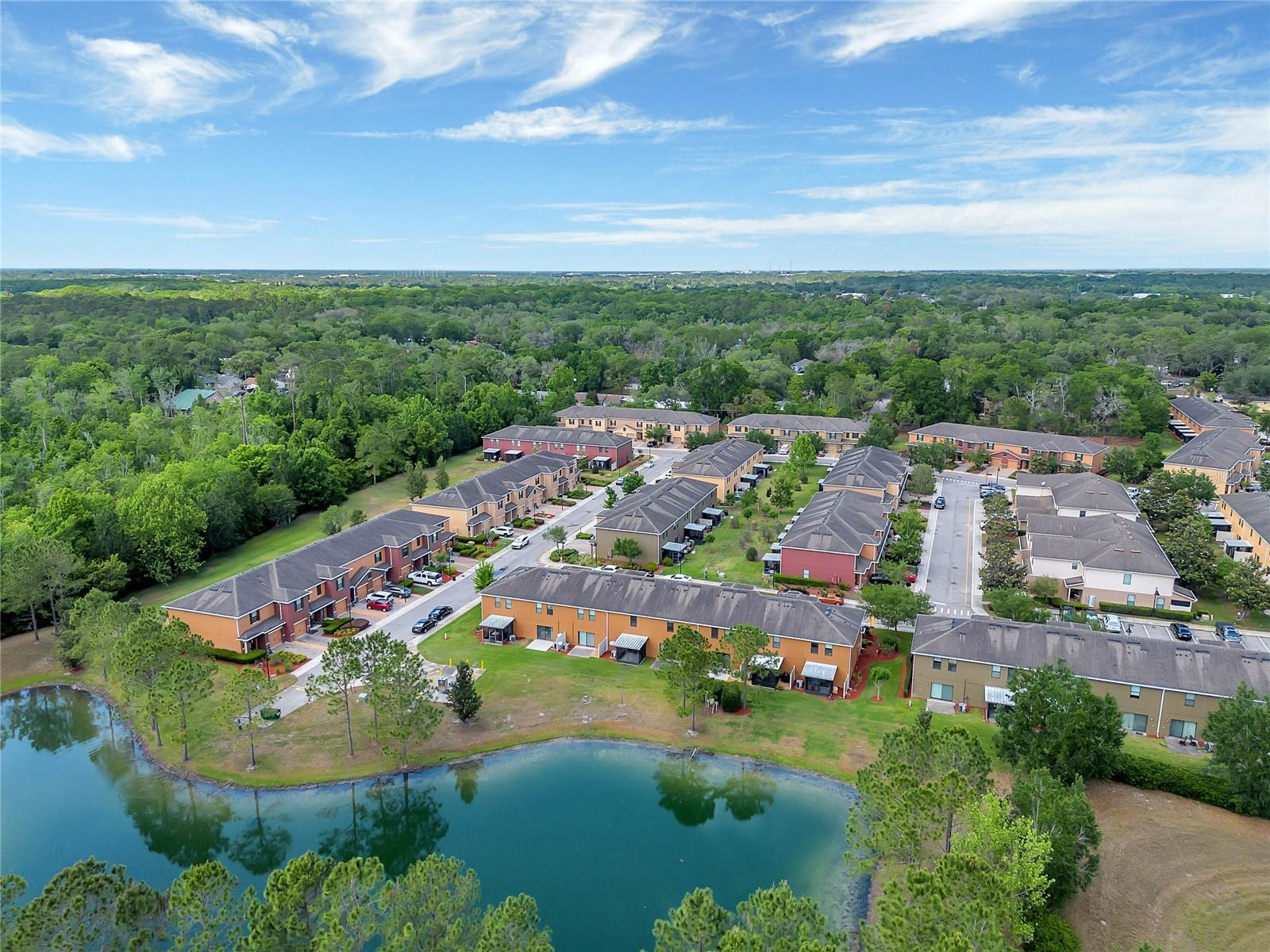 1613 SMOKEY OAK WAY