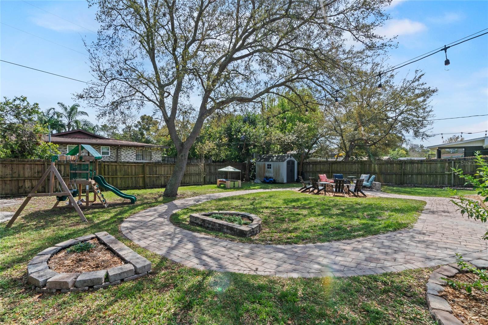 2097 E GLORIA DR #Dr