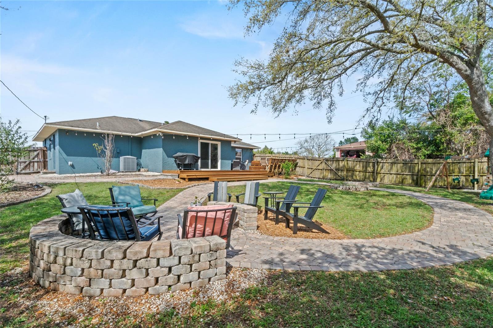 2097 E GLORIA DR #Dr