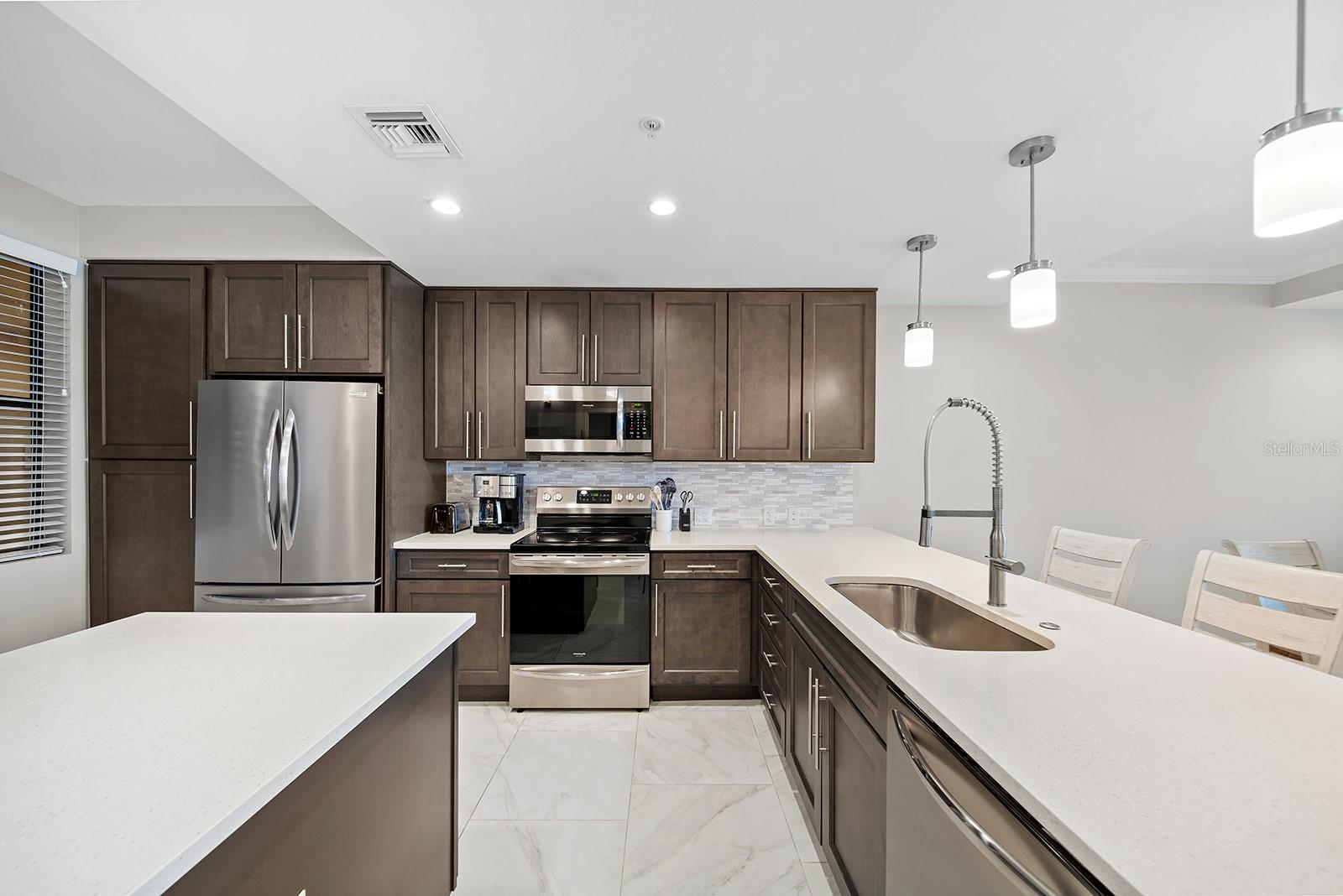 16300 COUNTY ROAD 455 #103